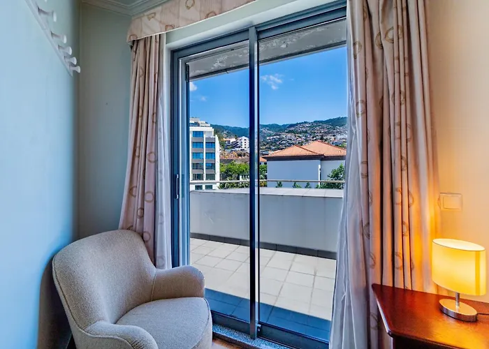 Penthouse In The Center Of * 丰沙尔