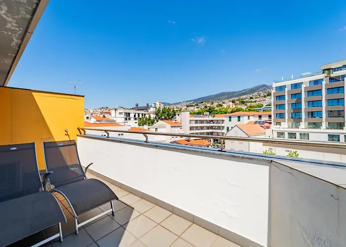 Penthouse In The Center Of *