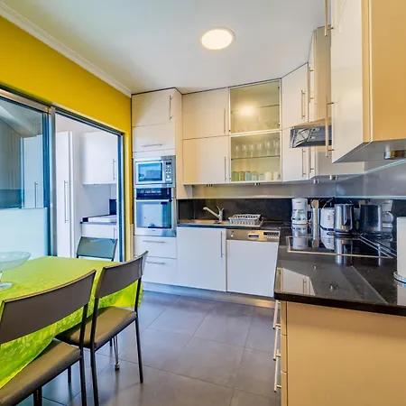 Penthouse In The Center Of * 푼샬