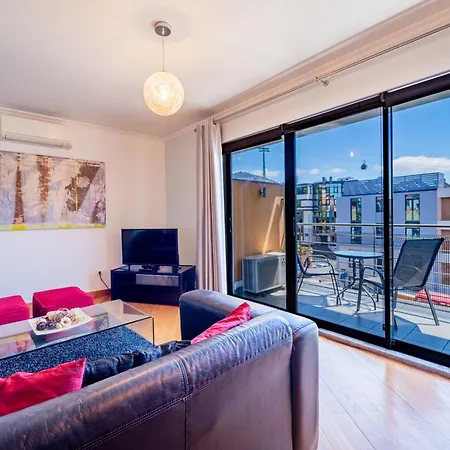 Penthouse In The Center Of 아파트 *