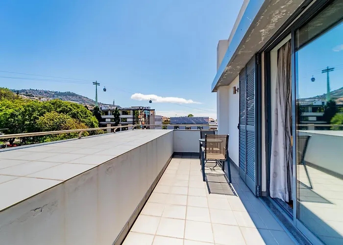 Penthouse In The Center Of Funchal (Madeira)